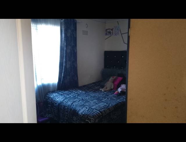 3 BEDROOM SEMI DETACHED FOR SALE IN STONEBRIDGE
